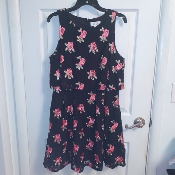 Elle Dresses & Skirts - Elle Dress Elle Dresses & Skirts - Elle Dress